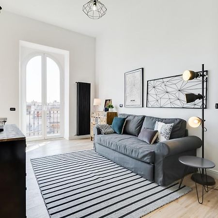 Bmga L Glam Industrial 3-Bed Apartment In Termini Rome Luaran gambar