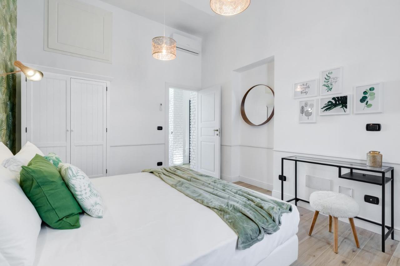 Bmga L Glam Industrial 3-Bed Apartment In Termini Rome Luaran gambar