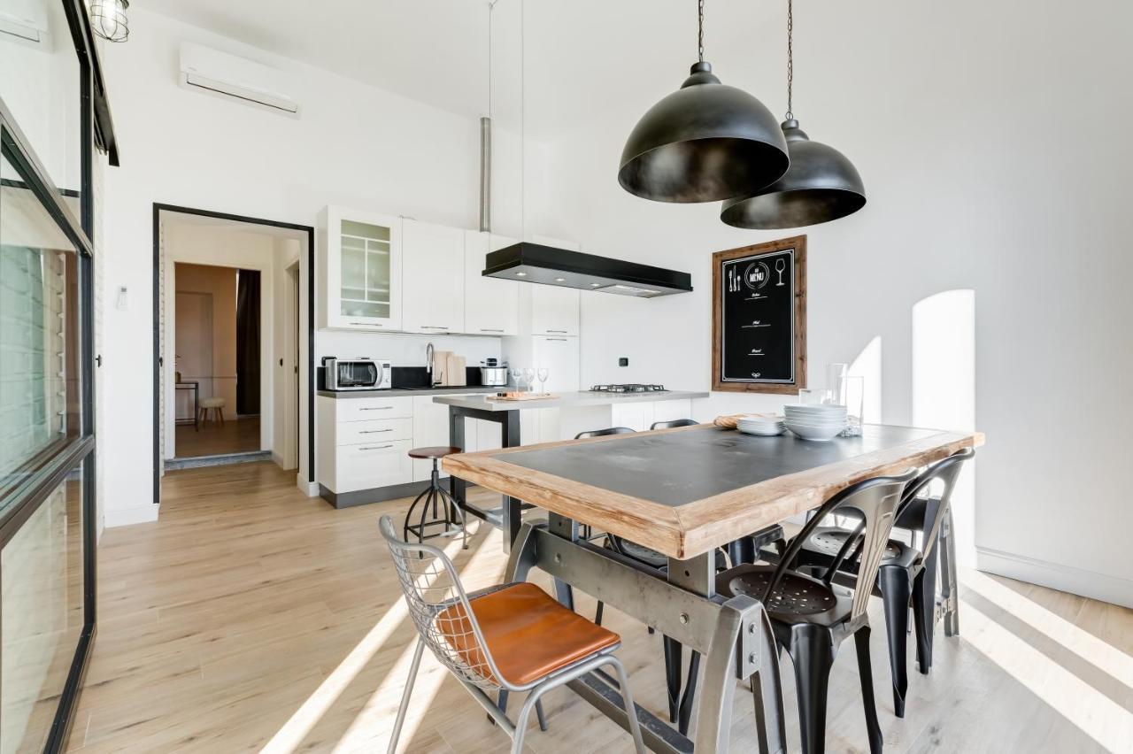 Bmga L Glam Industrial 3-Bed Apartment In Termini Rome Luaran gambar