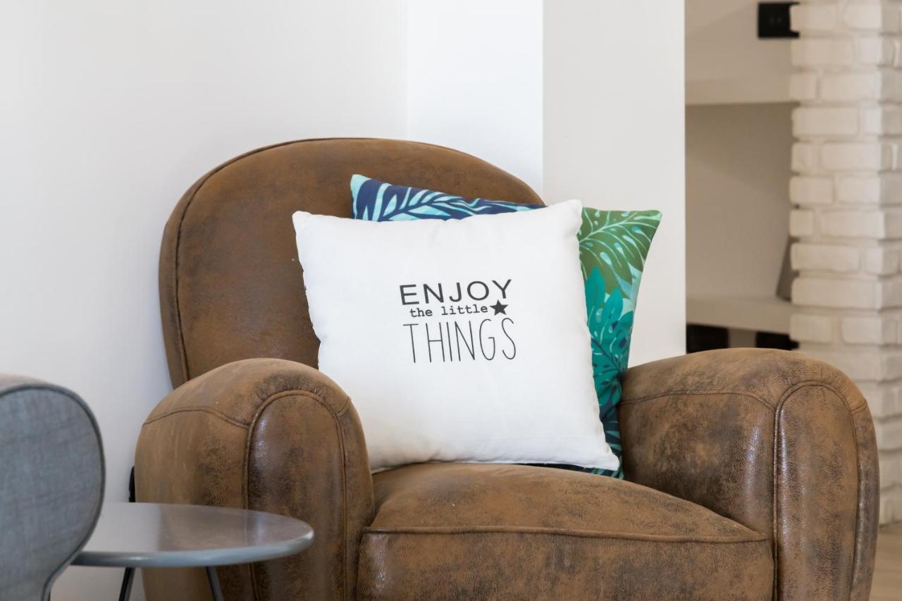 Bmga L Glam Industrial 3-Bed Apartment In Termini Rome Luaran gambar