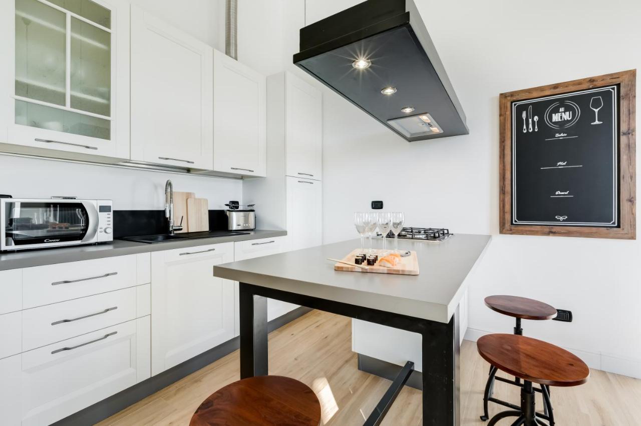 Bmga L Glam Industrial 3-Bed Apartment In Termini Rome Luaran gambar