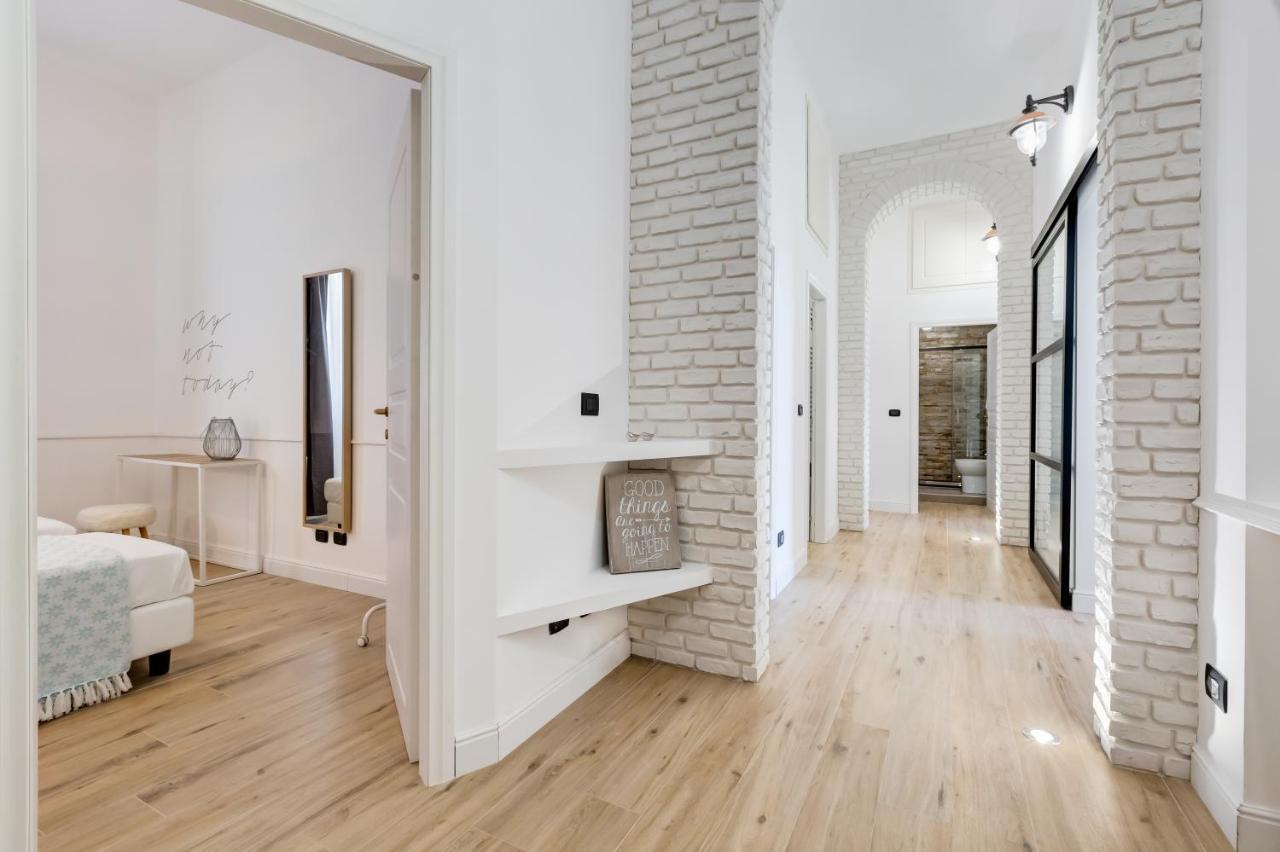 Bmga L Glam Industrial 3-Bed Apartment In Termini Rome Luaran gambar