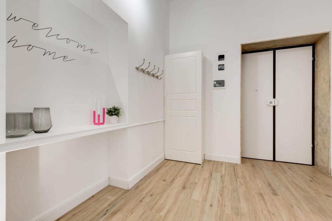 Bmga L Glam Industrial 3-Bed Apartment In Termini Rome Luaran gambar