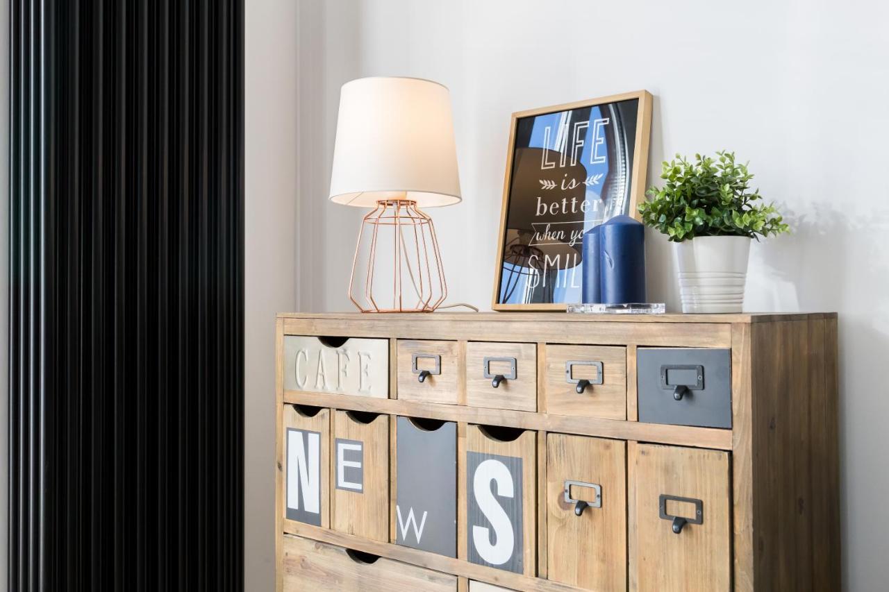 Bmga L Glam Industrial 3-Bed Apartment In Termini Rome Luaran gambar